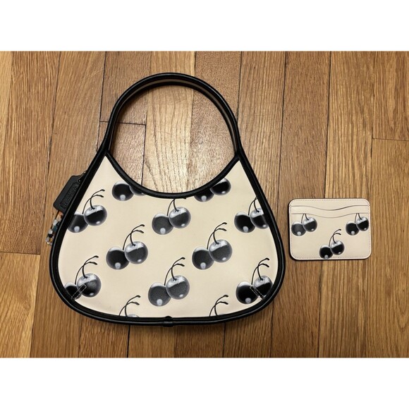 Coach Handbags - Coach Black Cherry Ergo bag coachtopia leather Card Holder Purse White CL754